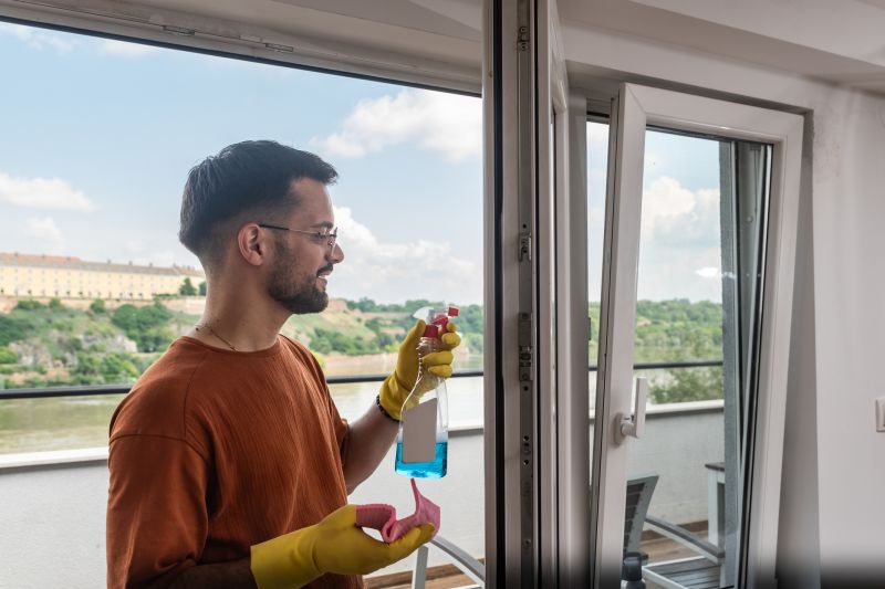 Reo Property Cleaning in Kent, WA